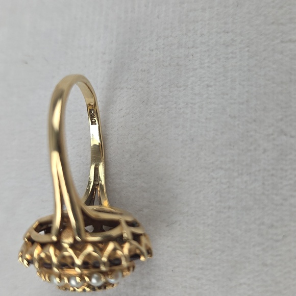 Victorian Looking Garnet And Pearl 10k Gold Ring Size 8.75 - Picture 7 of 9